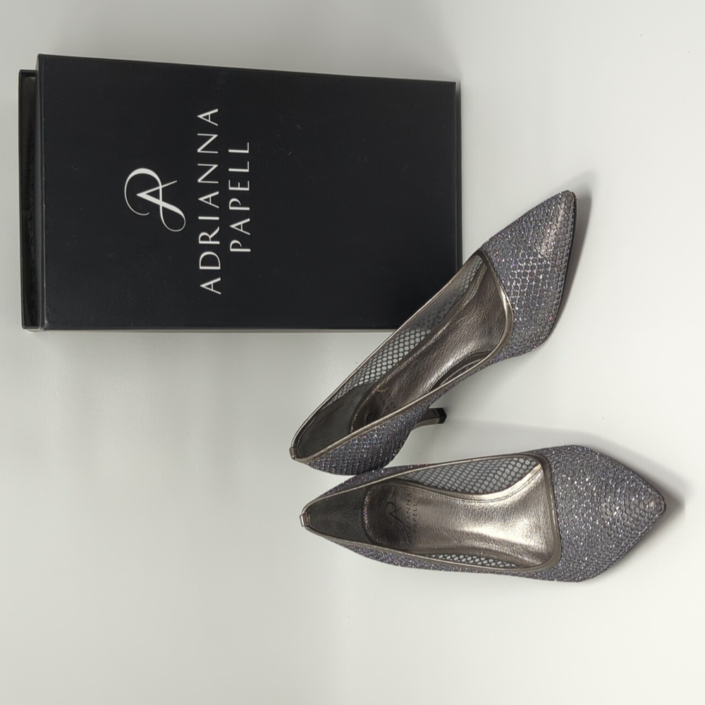 Women's Sparkling Silver Kitten Heels Sz 10 Adrianna Papell